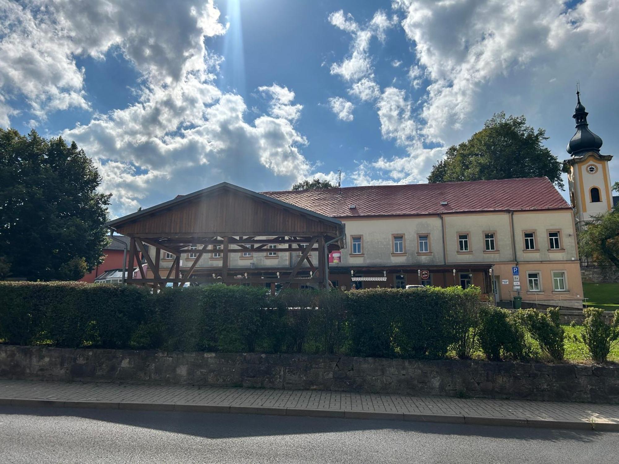 Ubytovani U Kostela Usti nad Labem Exterior photo